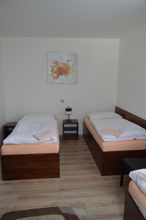 Penzion Pko Nitra Luaran gambar